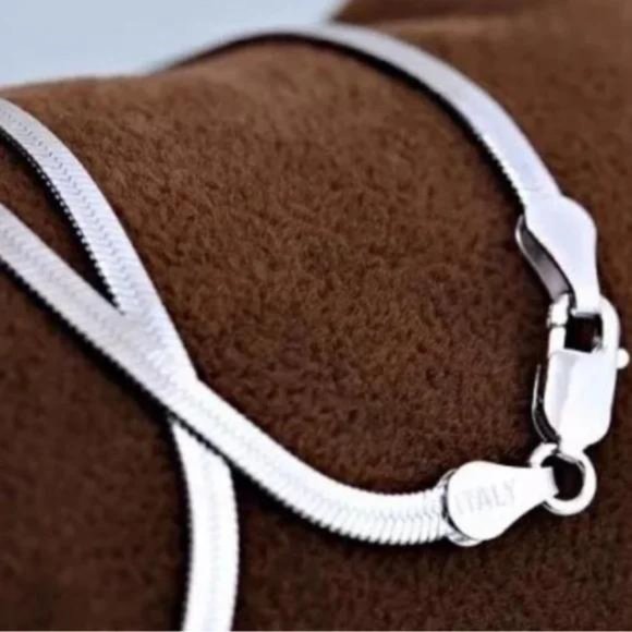 “20” NEW 925 STERLING SILVER SNAKE FLATE NECKLACE, NICE NECKLACE, CUTE NECKLACE - Picture 4 of 6